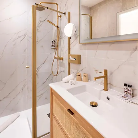 Hotel Grand Des Lecques; Bw Signature Collection