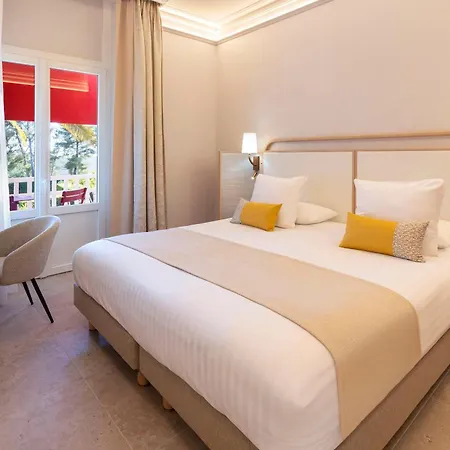 Hotel Grand Des Lecques; Bw Signature Collection Saint-Cyr-sur-Mer