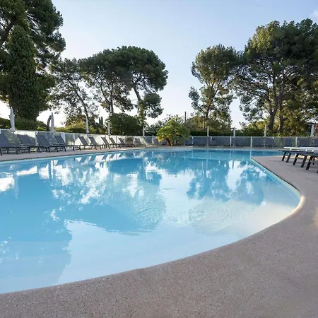 Grand Des Lecques; Bw Signature Collection 3* Saint-Cyr-sur-Mer