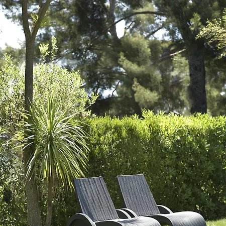 Grand Des Lecques; Bw Signature Collection 3*