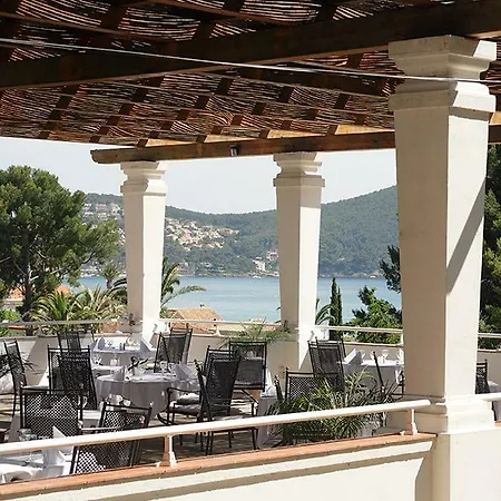 Grand Des Lecques; Bw Signature Collection 3*