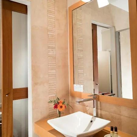 Grand Des Lecques; Bw Signature Collection 3*
