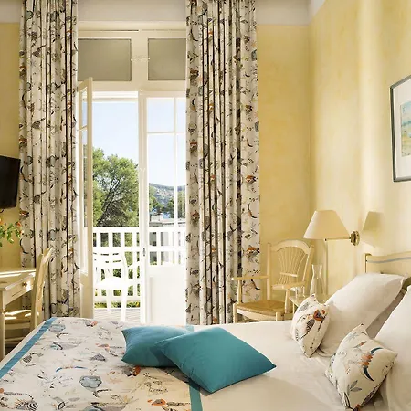 Hotell Grand Des Lecques; Bw Signature Collection 3*