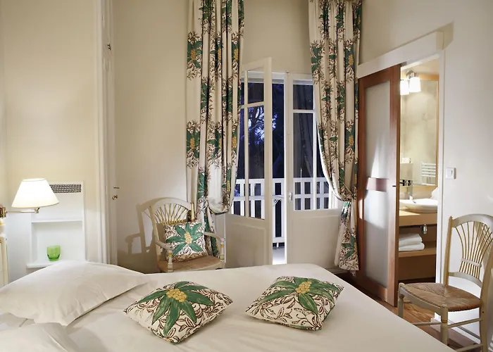 Hotel Grand Des Lecques; Bw Signature Collection Saint-Cyr-sur-Mer