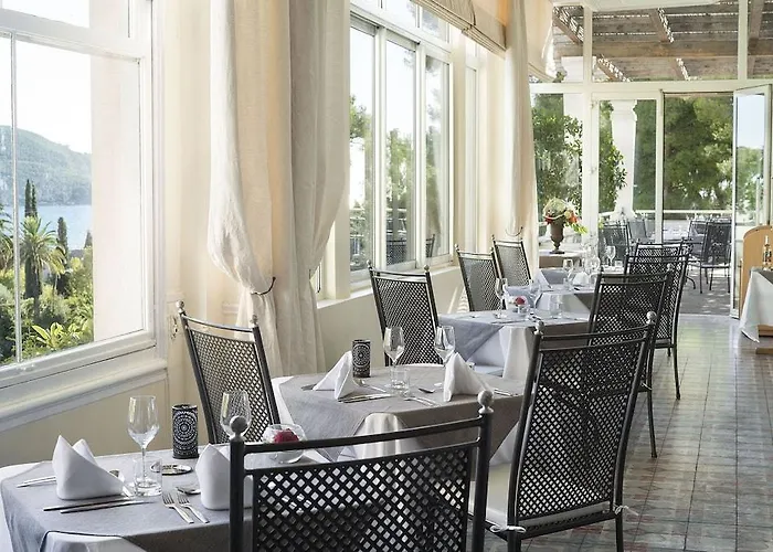 Grand Des Lecques; Bw Signature Collection 3* Saint-Cyr-sur-Mer