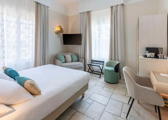 Grand Des Lecques; Bw Signature Collection 3* Saint-Cyr-sur-Mer