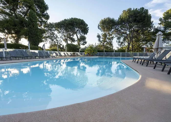 Grand Des Lecques; Bw Signature Collection 3* Saint-Cyr-sur-Mer
