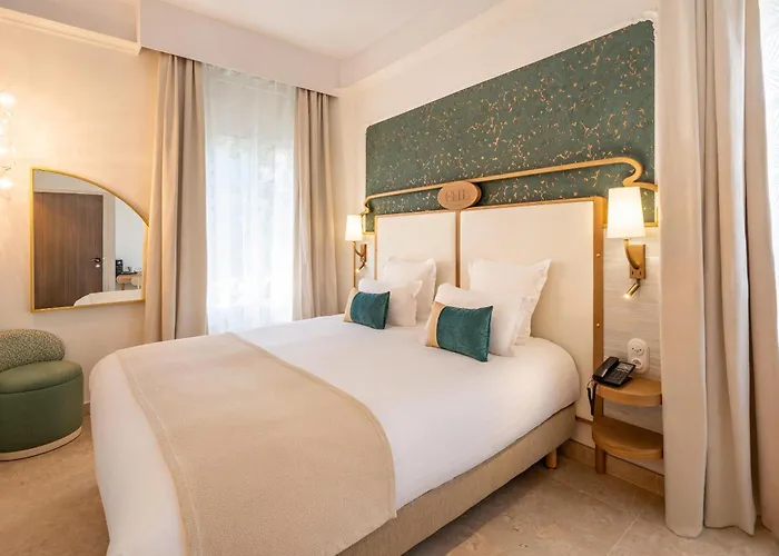 Grand Des Lecques; Bw Signature Collection Hotel