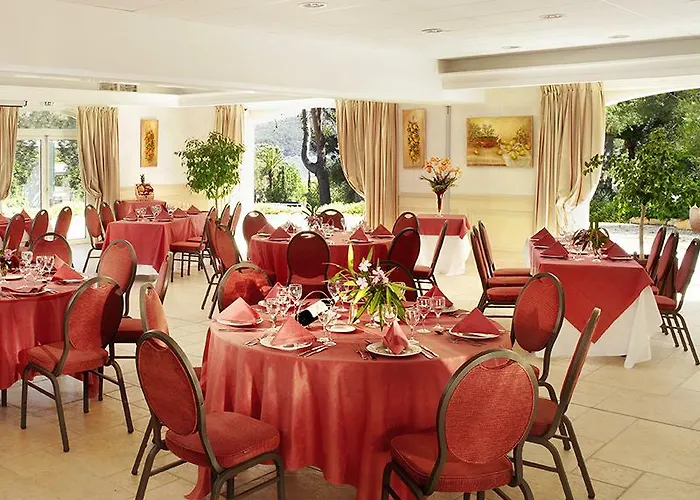 Grand Des Lecques; Bw Signature Collection Saint-Cyr-sur-Mer